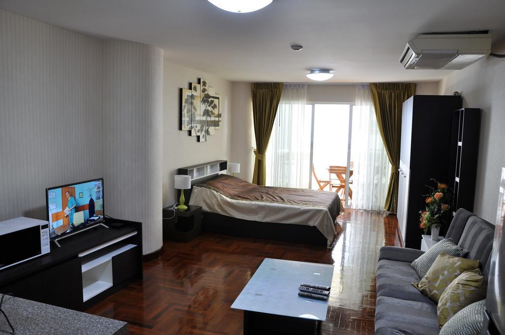 Sky Beach Apartment Pattaya Exterior foto