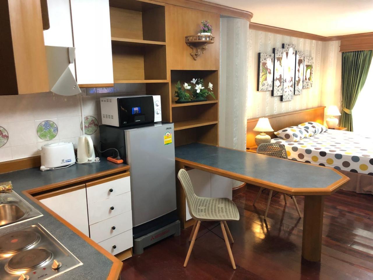 Sky Beach Apartment Pattaya Exterior foto