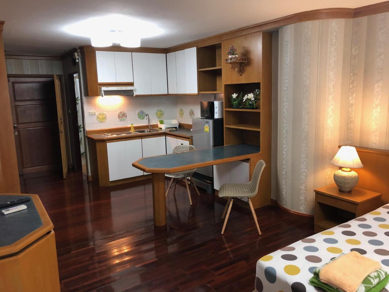 Sky Beach Apartment Pattaya Exterior foto